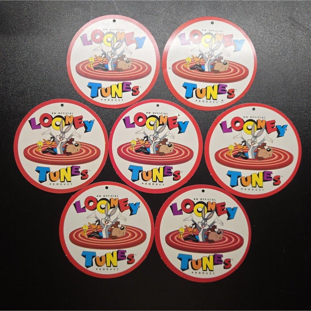 Vintage 1996 Looney Tunes Round Hang Tags Lot of 7 Freeze Bugs Daffy WB Shield